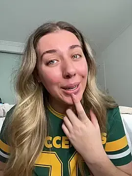 Stripchat Live Sex Cam of Aussielulu