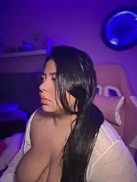 Stripchat Live Porn of Emily_Cooper7