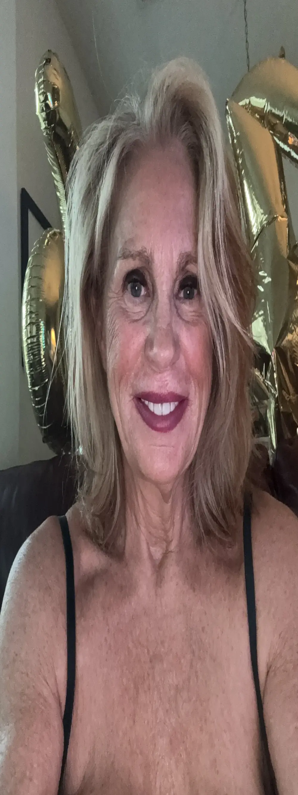 hotblondemilf1962