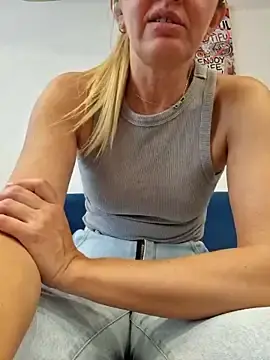 Stripchat Live Sex of Miss____Mia_