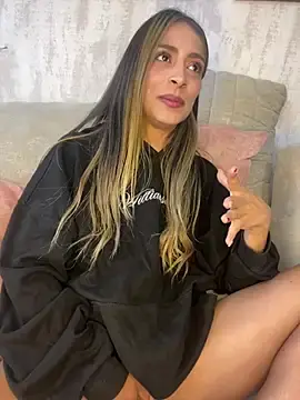 Stripchat Free Porn Cam of Liamiler01_