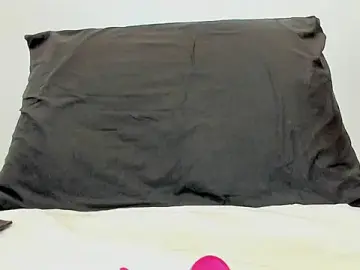 Stripchat Free Porn Cam of wowsquirtx