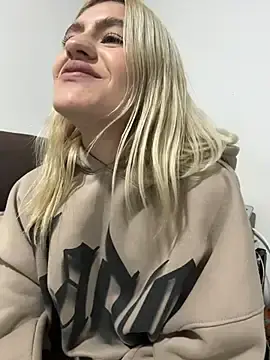 Stripchat Sex Cam of Lia-firee