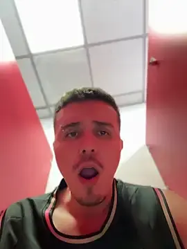 Stripchat Live Porn of adam-rivera