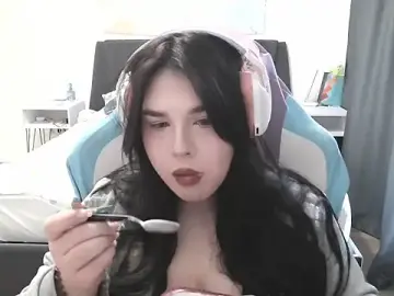 Stripchat Free Porn Cam of LunarMia