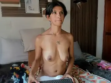 Stripchat Adult Webcam of Evaa_campbell