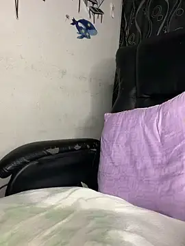 Stripchat Live Sex Cam of Bonnie_willliams19