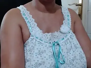 Stripchat Sex Cam of Foxlady2271