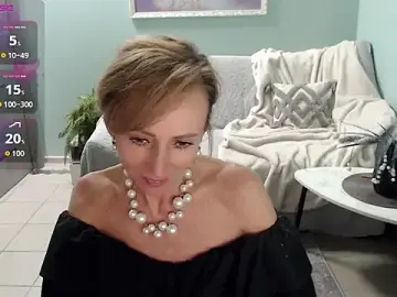 Stripchat Live Sex of HornyMilf_777