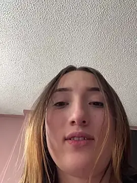 Stripchat Free Live Porn of Valery_Salmons