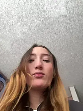 Stripchat Watch Live Sex Cams of Valery_Salmons
