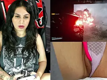 Stripchat Live Sex Cam of Blaze_Onn