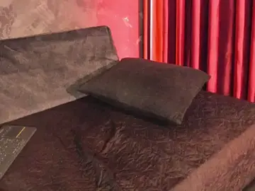 Stripchat Live Porn of Kira_Vex