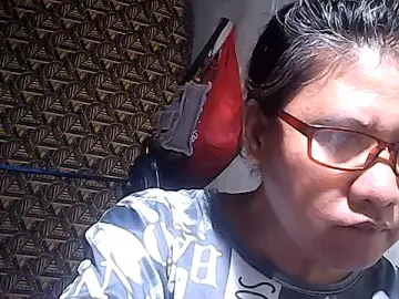 Stripchat Free Live Porn of sweetsosie18