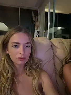 Stripchat Adult Webcam of EvieEvans