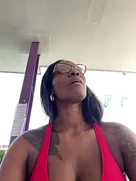 Stripchat Live Sex of Bustykeyla