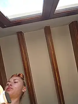 Stripchat Live Sex of kylie_blck