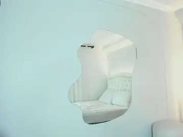 Stripchat Best live sex cam show of emilly_duque