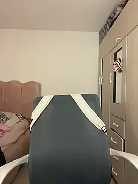 Stripchat Best live sex cam show of Emmily_19