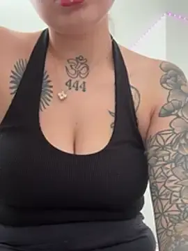 Stripchat Live Sex Cam of mamijadexo
