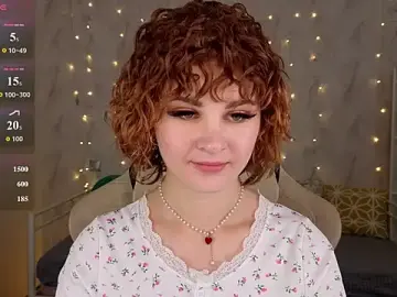 Stripchat Sex Chat of Kira__Fluffy
