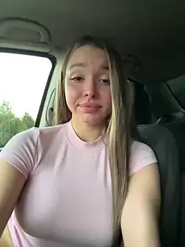 Stripchat Live Sex Cam of barbiehumpxxx