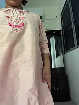 Stripchat Live Porn of Mashuqqa_Forever
