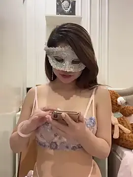 Stripchat Free Porn Cam of Queen-of-Love