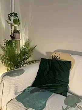 Stripchat Free Porn Cam of HotLdyllic