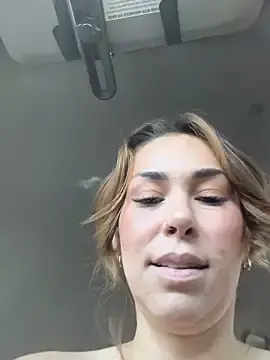 Stripchat Adult Webcam of MommyGambit