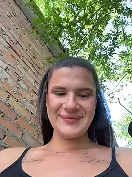 Stripchat Adult Webcam of MiraReach