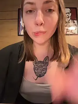 Stripchat Live Sex Cam of Sunny___Bunny