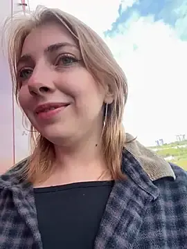 Stripchat Live Sex Cam of Sunny___Bunny