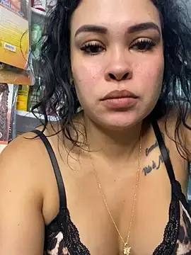 Stripchat Sex Cam of FOX_LATINA