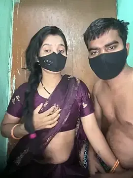 Stripchat Sex Cam of Suhani512