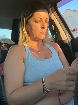 Stripchat Sex Cam of NikkiBlisss