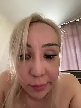 Stripchat Adult Webcams of Yulianna_Smith