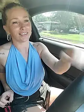 Stripchat Free Live Porn of POPPY_XO