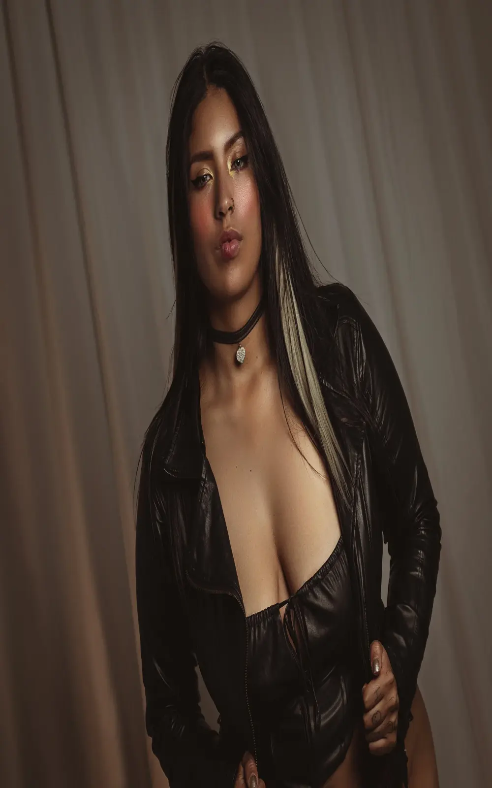 Sasha_Larsen
