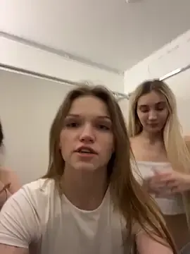 Stripchat Best Webcam of Pink_Kiss