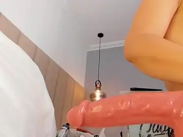 Stripchat Sex Cam of SOFIAGOEZ30
