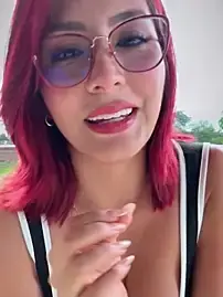 Stripchat Watch Live Sex Cams of LINDA_PATTY94
