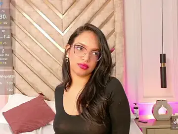 Stripchat Live Sex Cam of Maddy-Dove