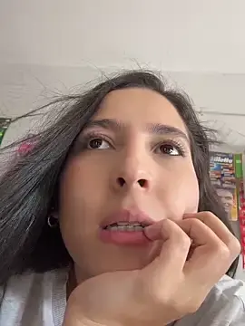 Stripchat Free Live Porn of LittleDoll___