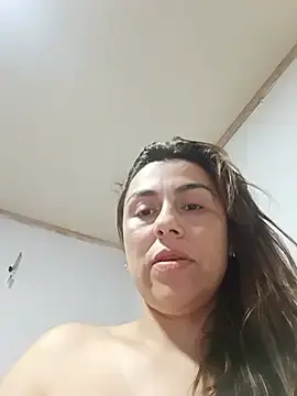 Stripchat Free Porn Cam of vanessa-titisM