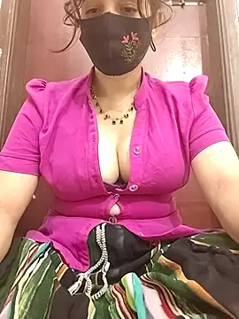 Stripchat Watch Live Sex Cams of Saanvi-Sen