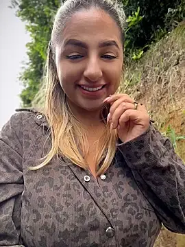 Stripchat Live Sex Cam of sammyqueenx21