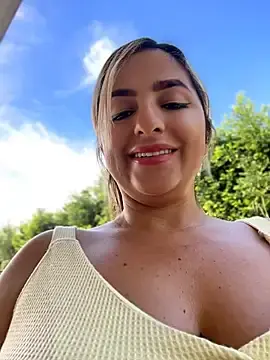 Stripchat Sex Cam of sammyqueenx21