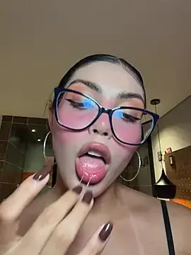 Stripchat Adult Video Chat of zui_lu