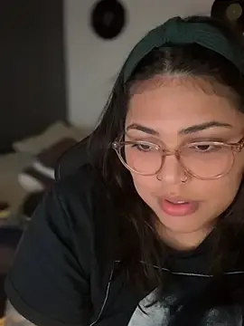 Stripchat Sex Cam of miacanela_xo